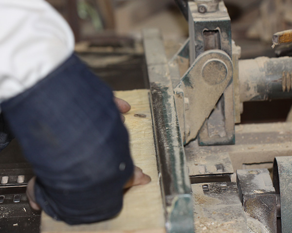 生產(chǎn)設(shè)備